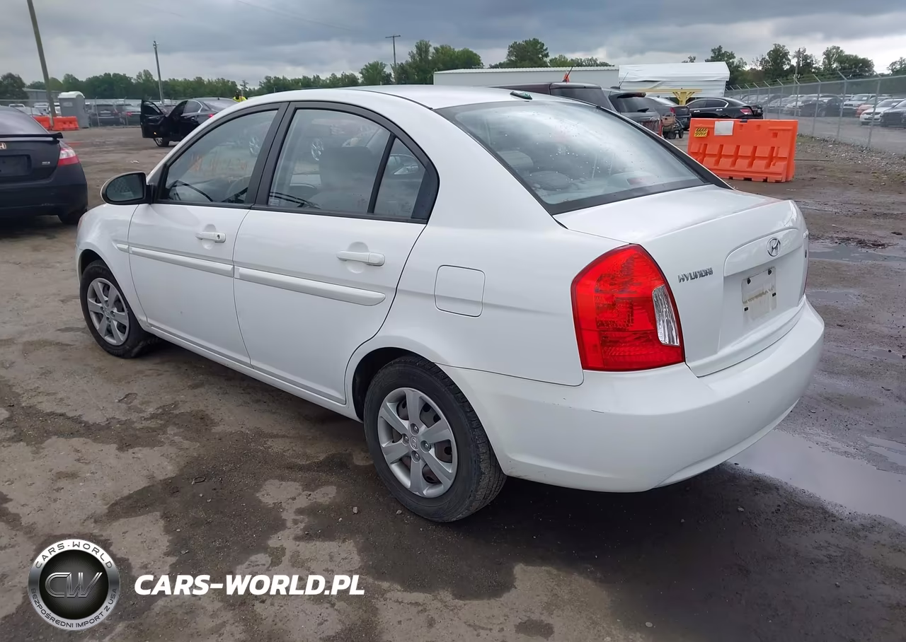 2009 Hyundai Accent Gls VIN:KMHCN46C49U355777 - 3
