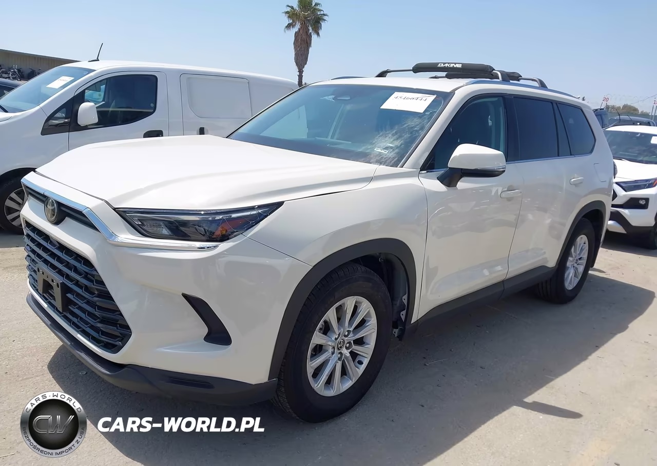 2024 Toyota Grand Highlander Xle VIN:5TDAAAA59RS002065 - 2