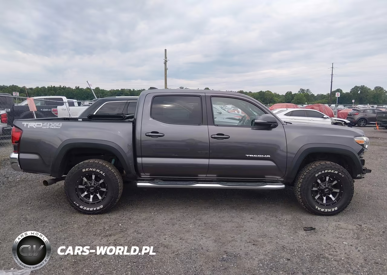 2018 Toyota Tacoma Trd Off Road VIN:5TFCZ5AN8JX127081 - 14