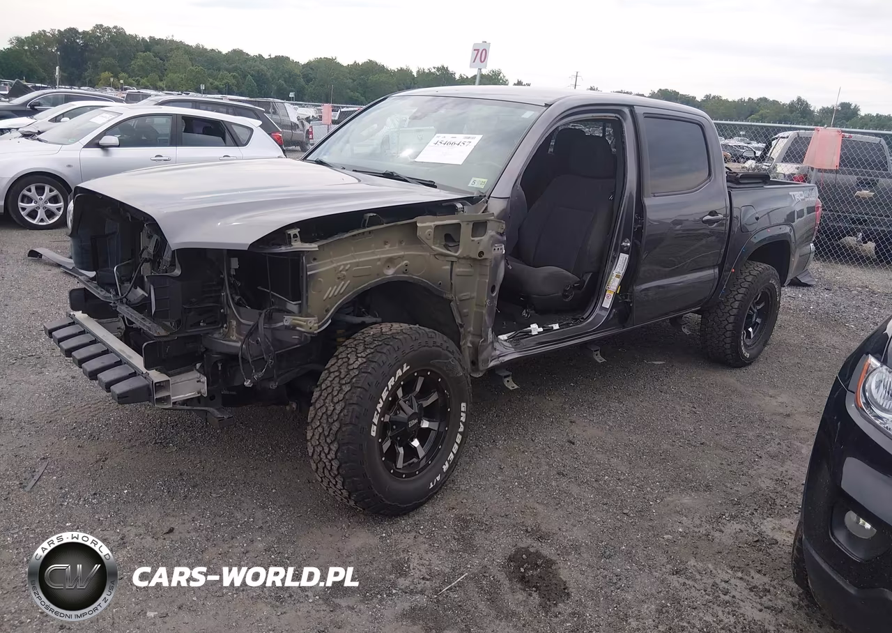 2018 Toyota Tacoma Trd Off Road VIN:5TFCZ5AN8JX127081 - 2