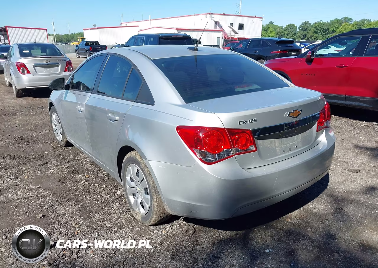 2014 Chevrolet Cruze Ls Auto VIN:1G1PA5SG9E7423685 - 3