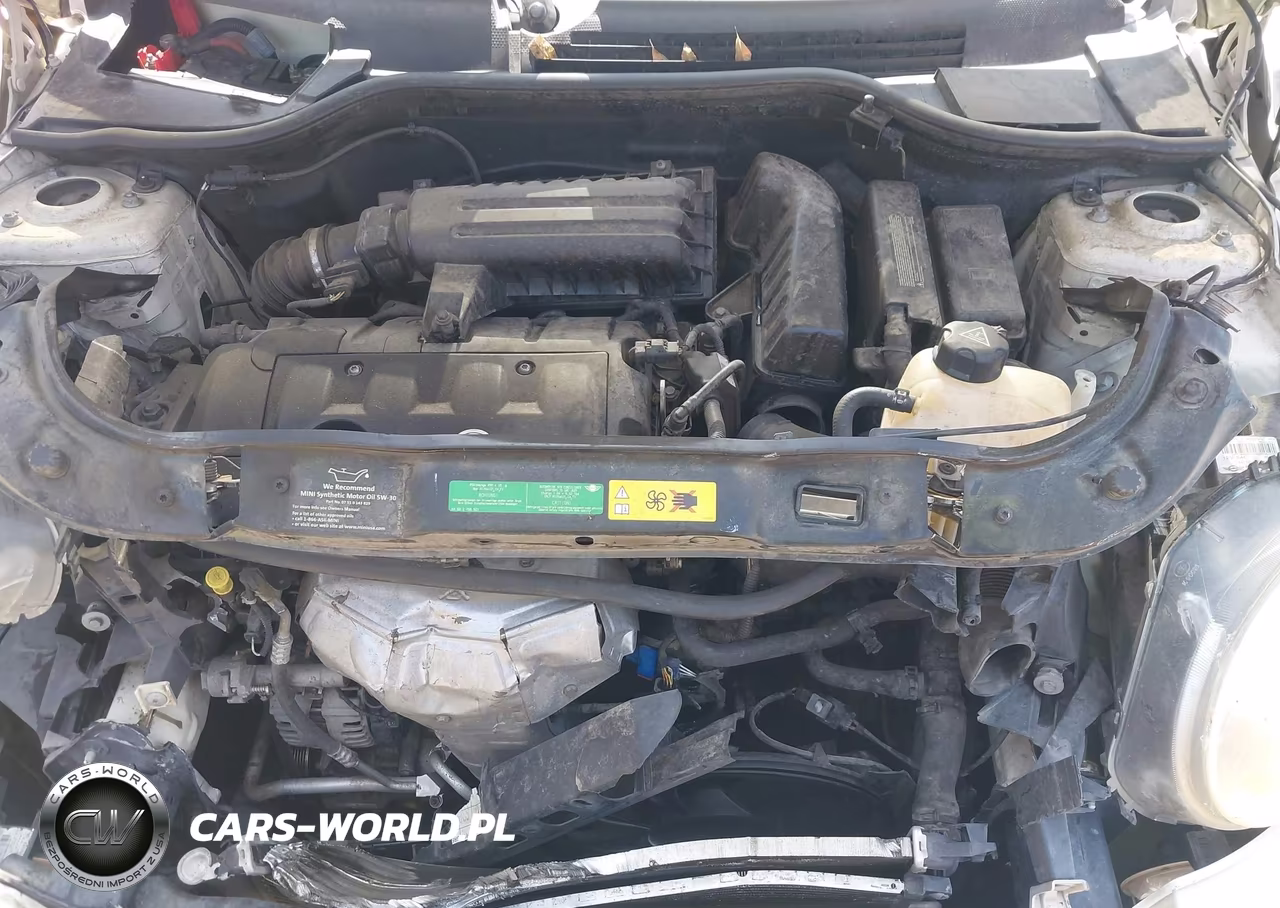 2010 Mini Cooper VIN:WMWMF3C54ATZ63182 - 10