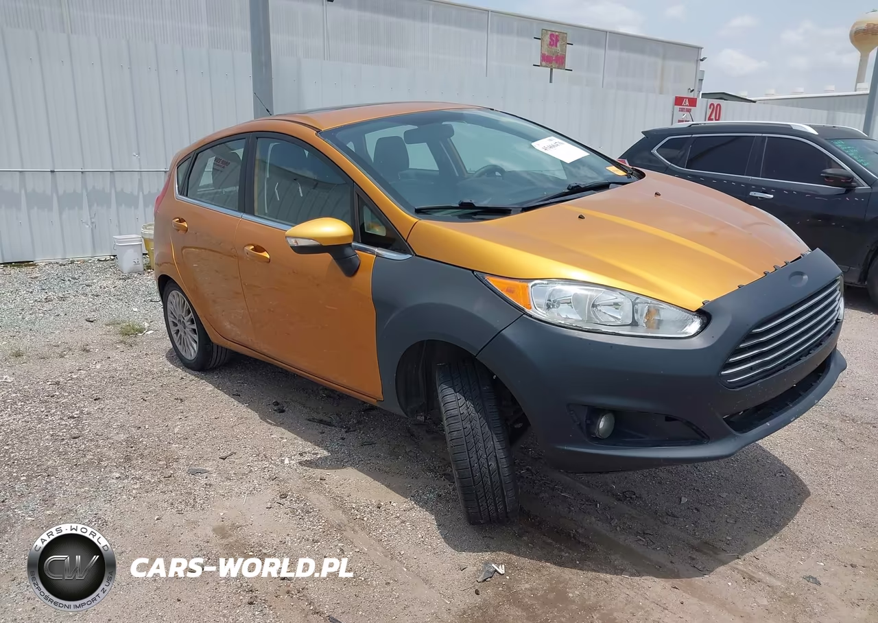 2016 Ford Fiesta Titanium – zdjęcie 1 z 17