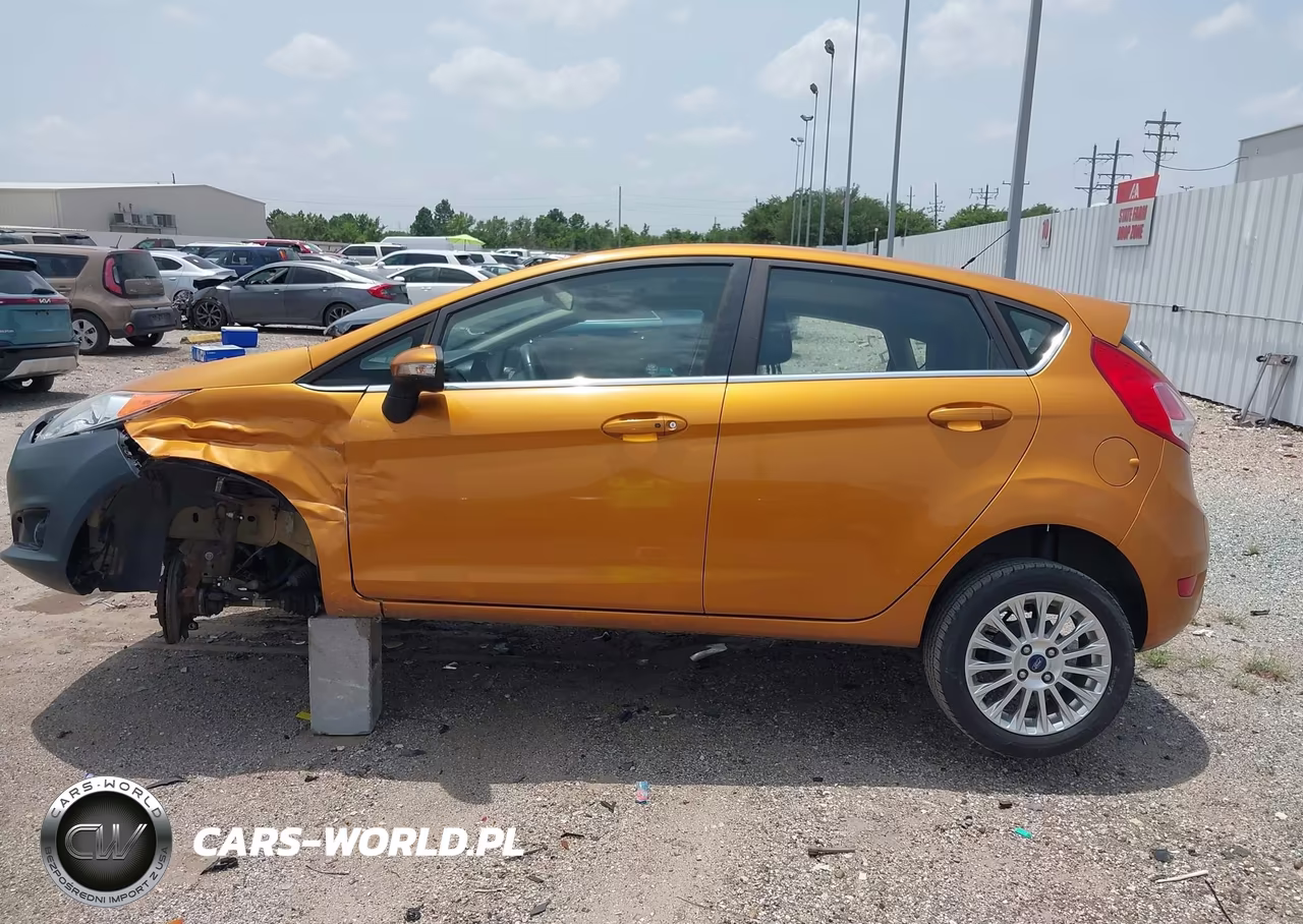 2016 Ford Fiesta Titanium VIN:3FADP4FJ2GM163489 - 15