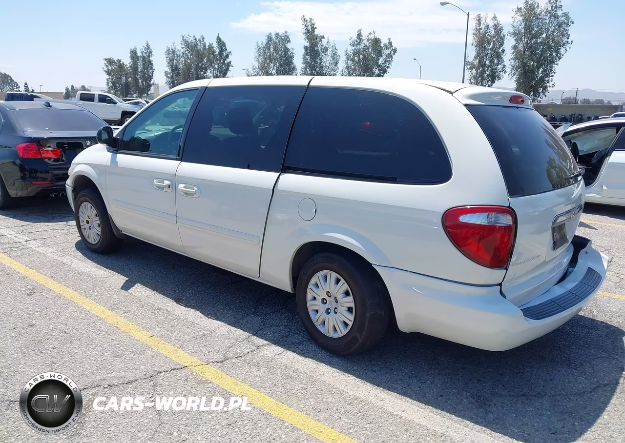 2006 Chrysler Town & Country Lx VIN:2A4GP44R06R886825 - 3