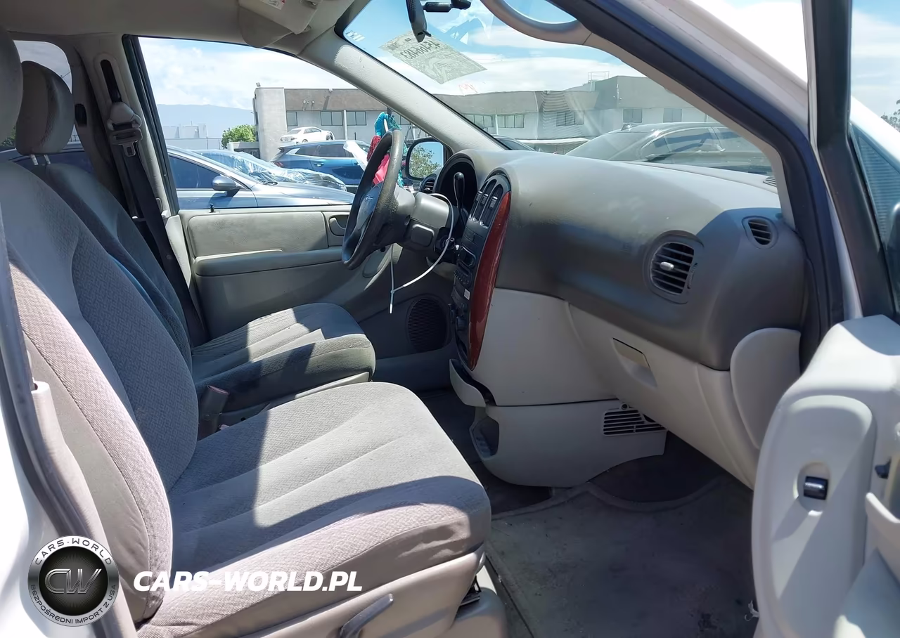 2006 Chrysler Town & Country Lx VIN:2A4GP44R06R886825 - 5
