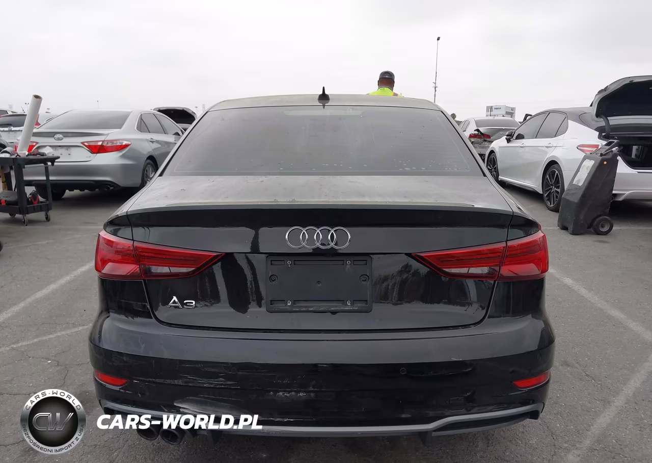 2018 Audi A3 2.0T Premium-2.0T Tech Premium VIN:WAUGUGFF6J1019068 - 16