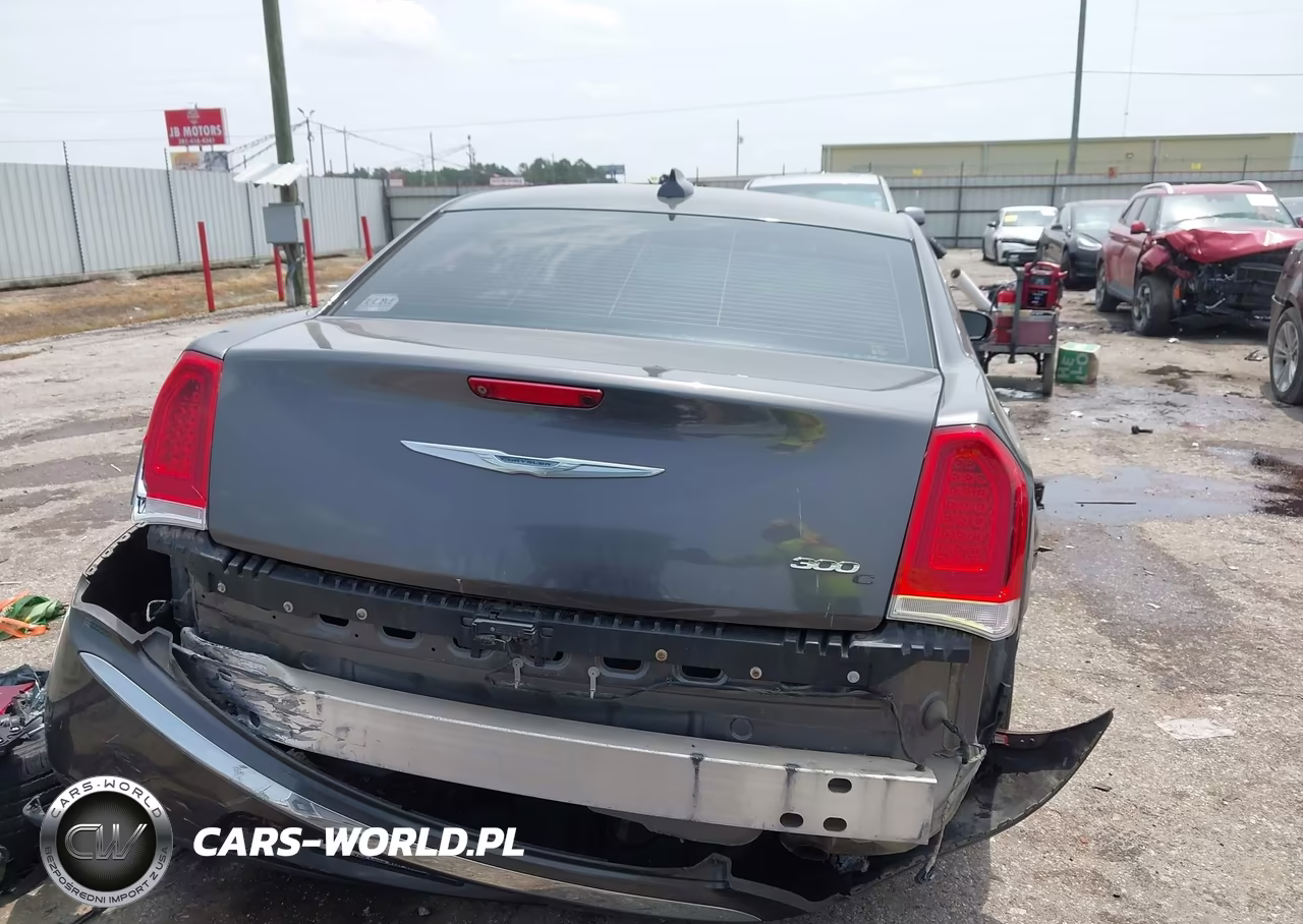 2016 Chrysler 300C VIN:2C3CCAEG2GH324495 - 16