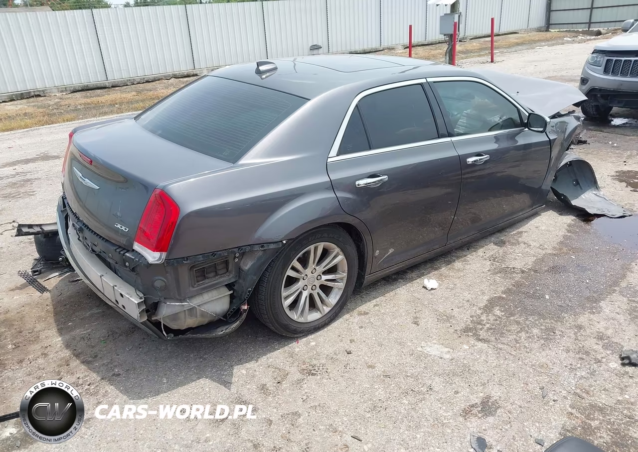 2016 Chrysler 300C VIN:2C3CCAEG2GH324495 - 4