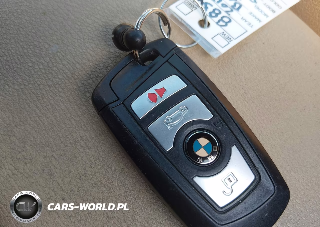 2017 BMW X3 xDrive28I VIN:5UXWX9C53H0T11160 - 11