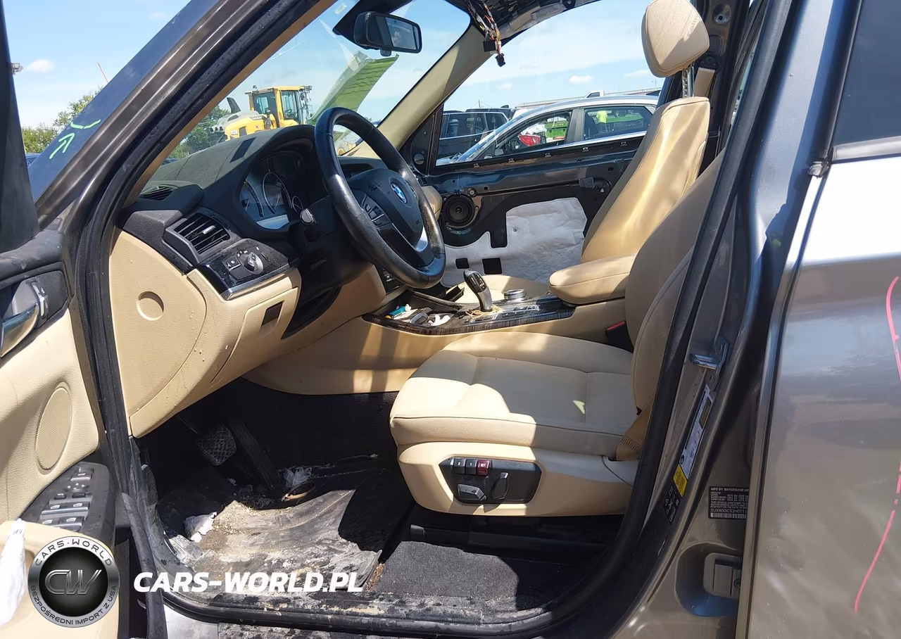 2017 BMW X3 xDrive28I VIN:5UXWX9C53H0T11160 - 5
