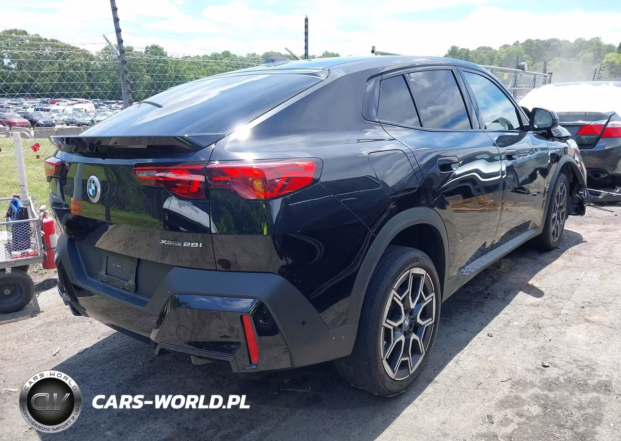 2025 BMW X2 xDrive28I VIN:WBX63GM05S5128425 - 4
