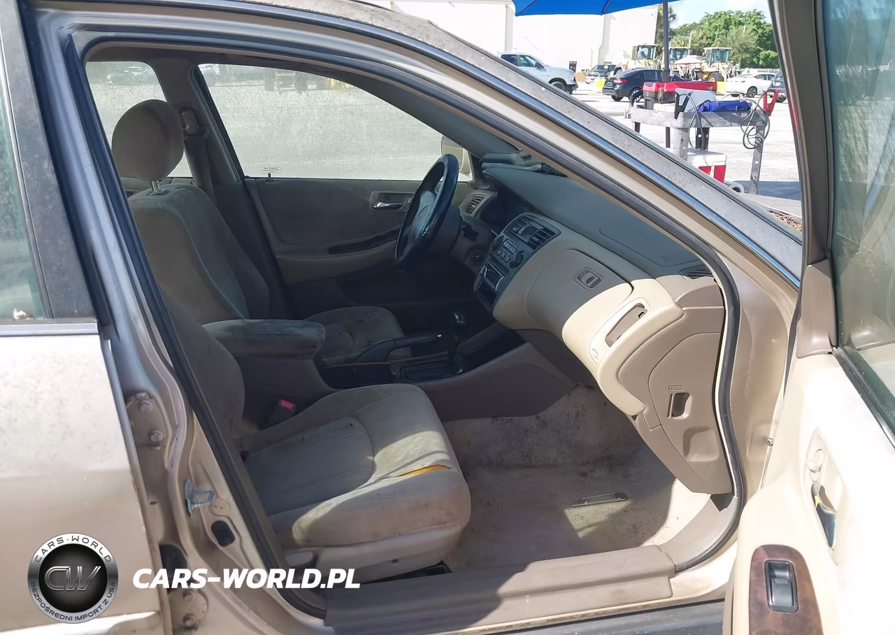 2000 Honda Accord 2.3 Se VIN:JHMCG6691YC022650 - 5