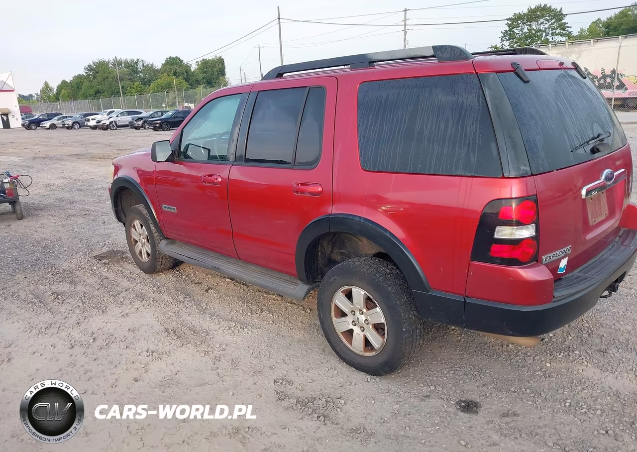 2008 Ford Explorer Xlt VIN:1FMEU63E78UB05591 - 3