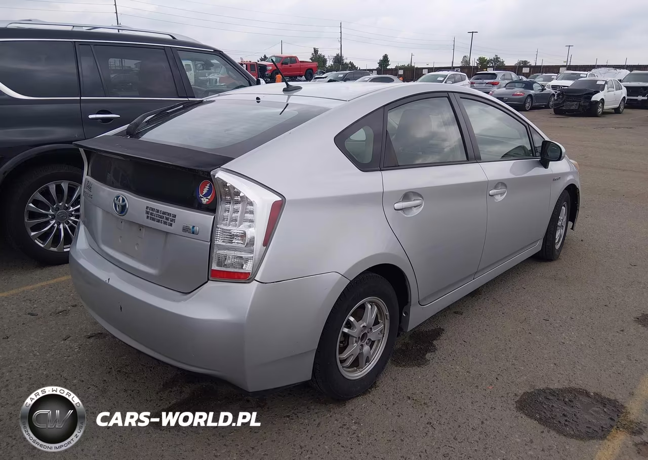 2010 Toyota Prius Iii VIN:JTDKN3DU0A0245844 - 4