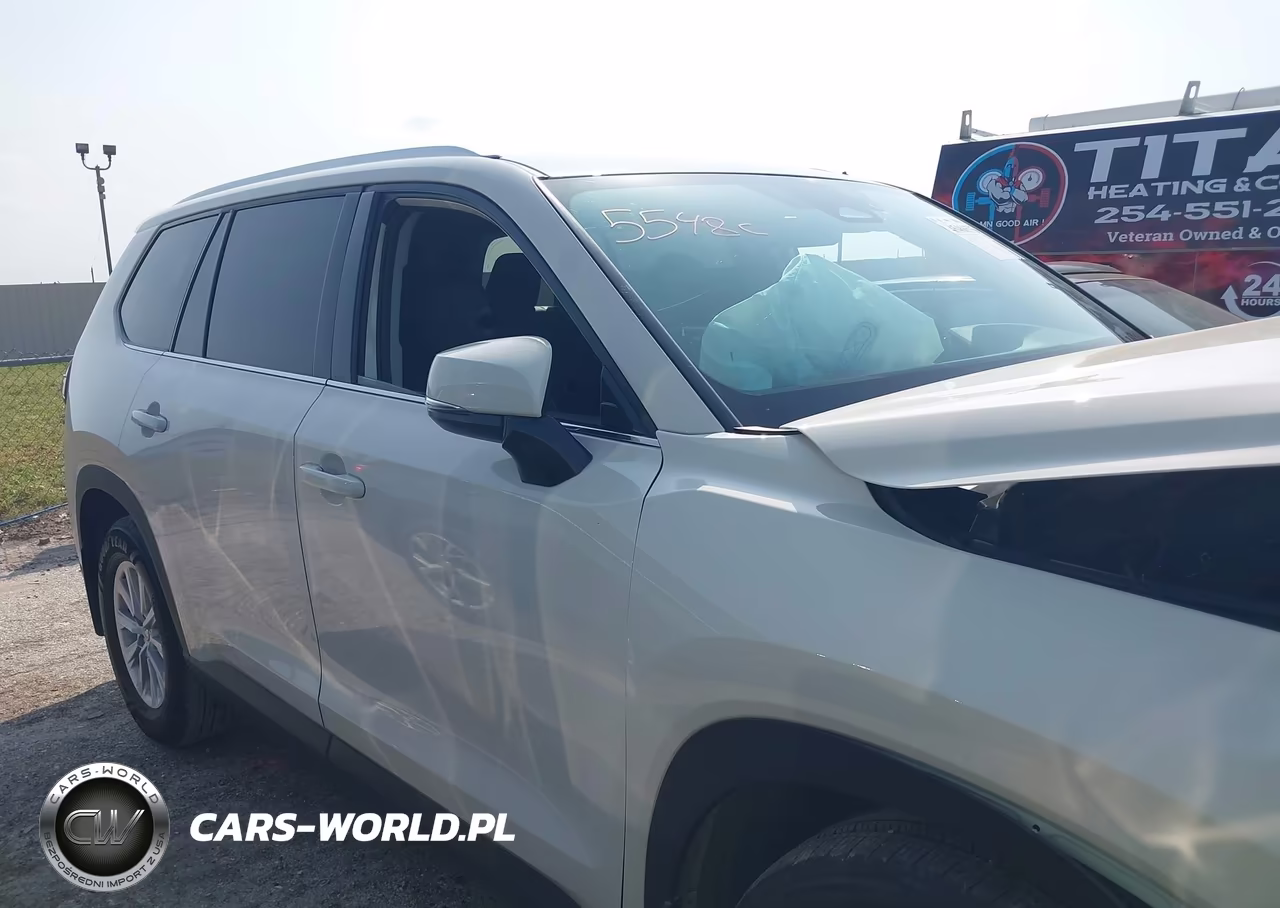 2024 Toyota Grand Highlander Xle VIN:5TDAAAA53RS018374 - 13