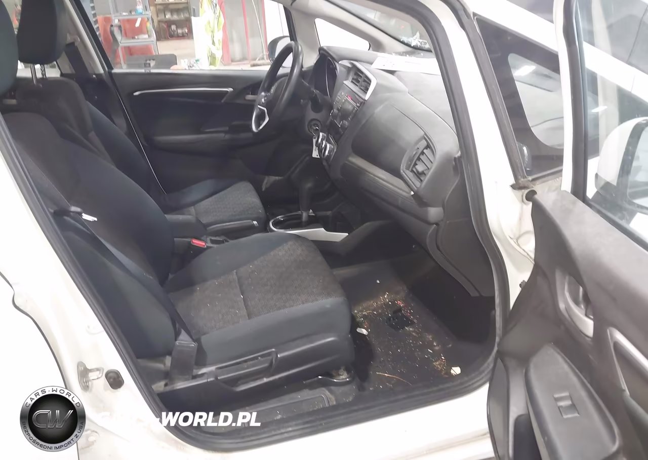 2017 Honda Fit Lx VIN:JHMGK5H5XHS007946 - 5