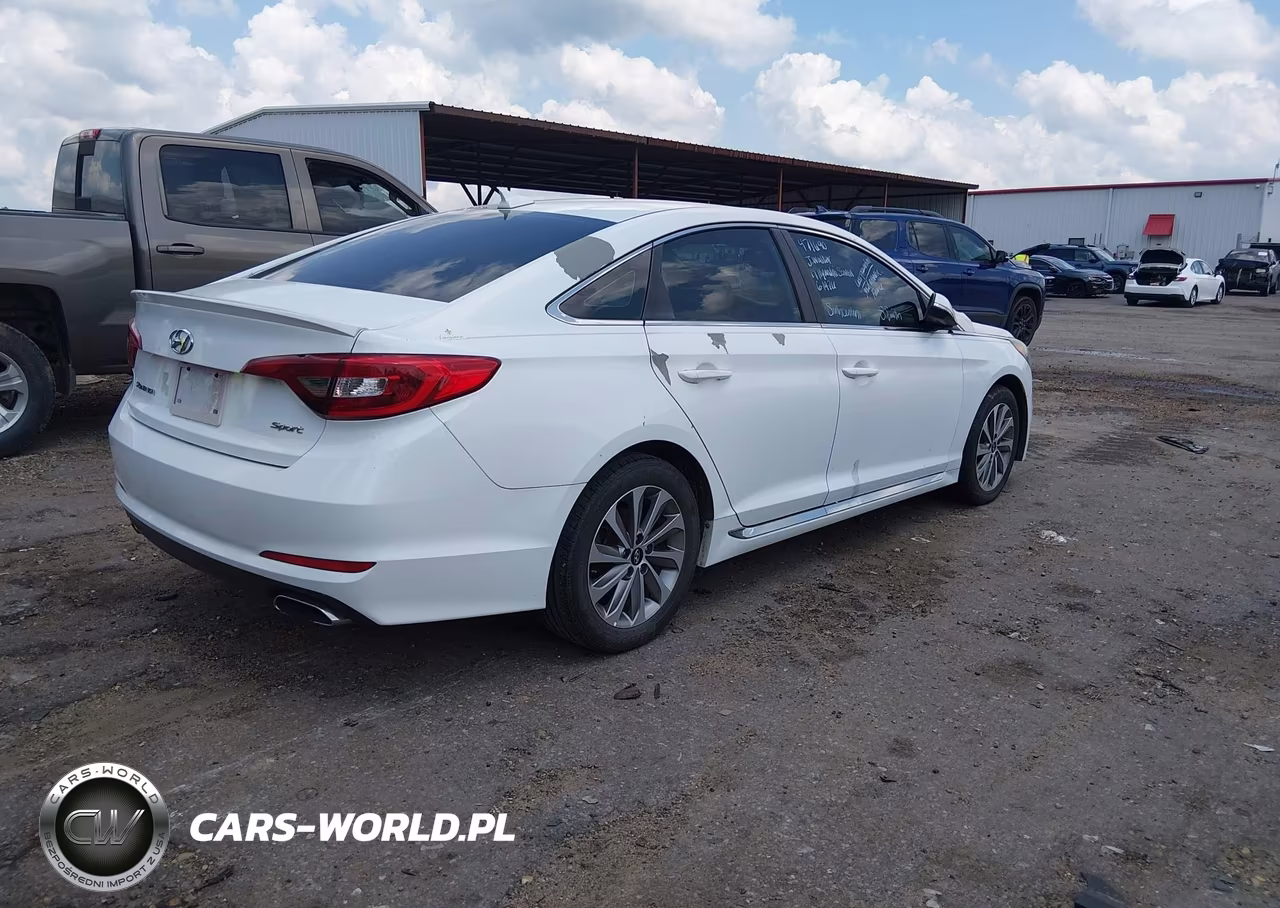 2017 Hyundai Sonata Sport VIN:5NPE34AF6HH471690 - 4