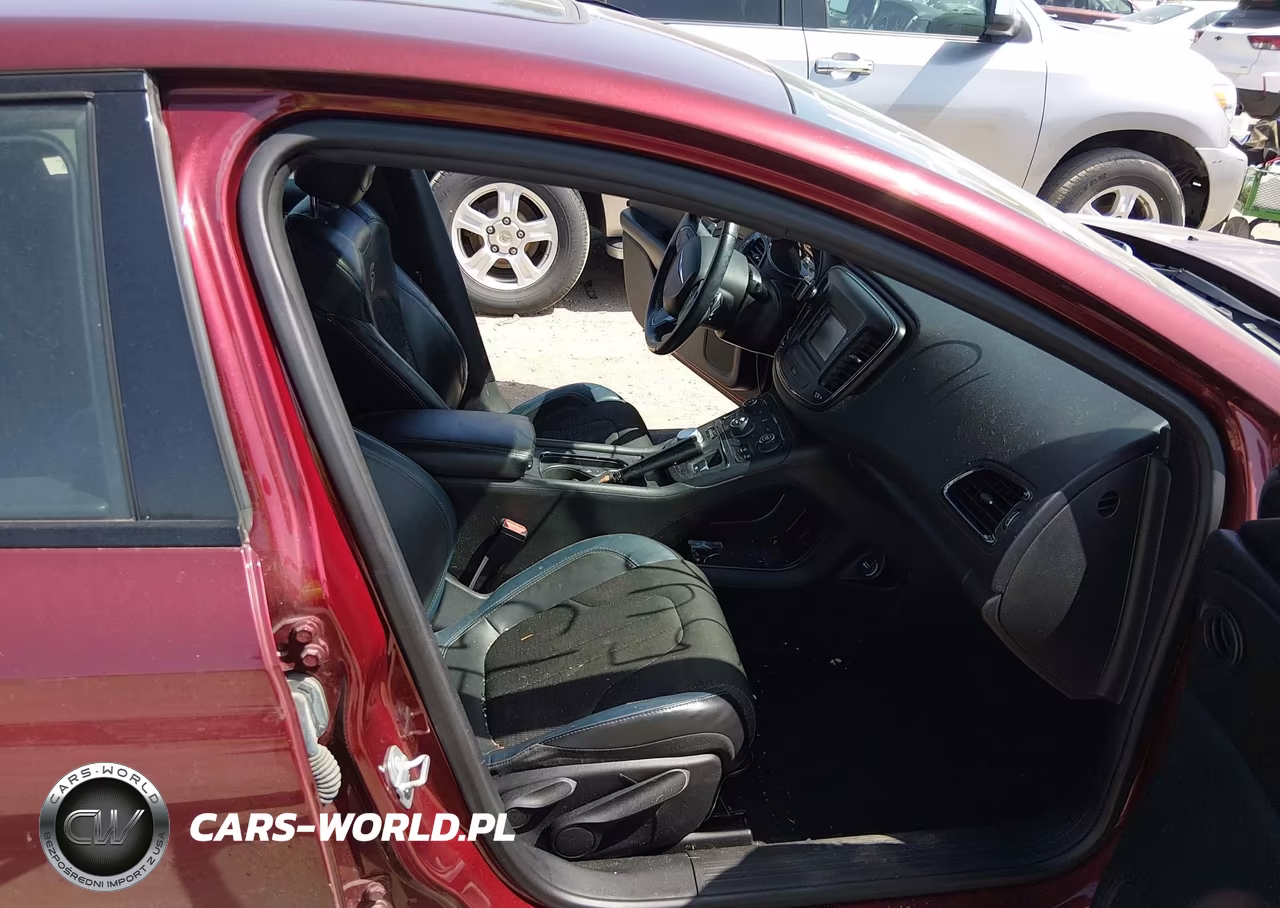 2015 Chrysler 200 S VIN:1C3CCCBB7FN749155 - 5