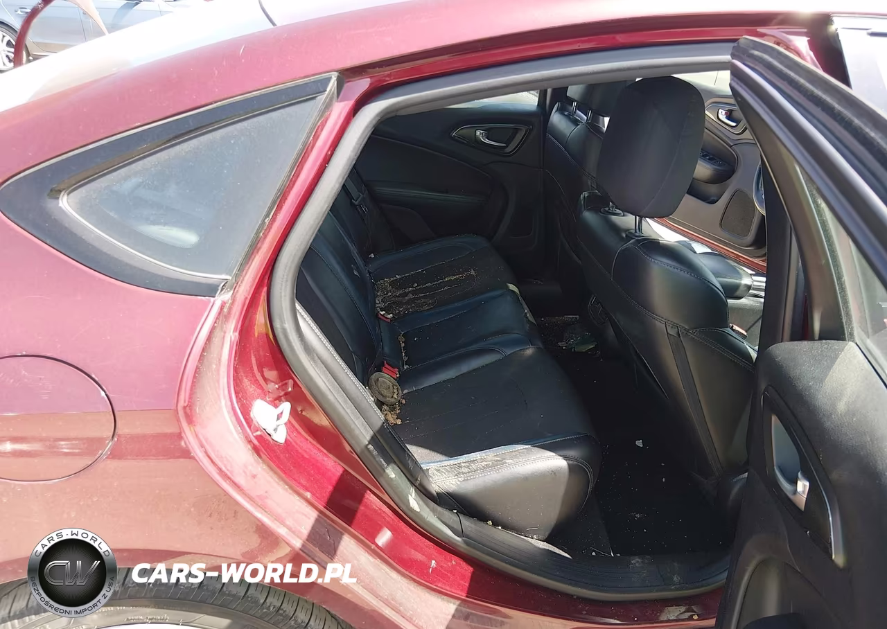 2015 Chrysler 200 S VIN:1C3CCCBB7FN749155 - 8