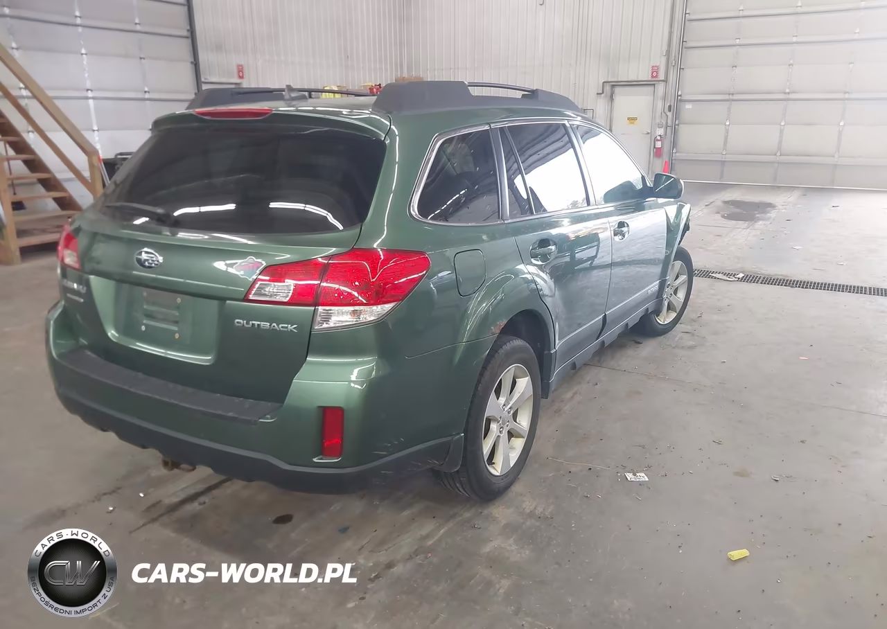 2014 Subaru Outback 2.5I Premium VIN:4S4BRCCC6E3225188 - 4
