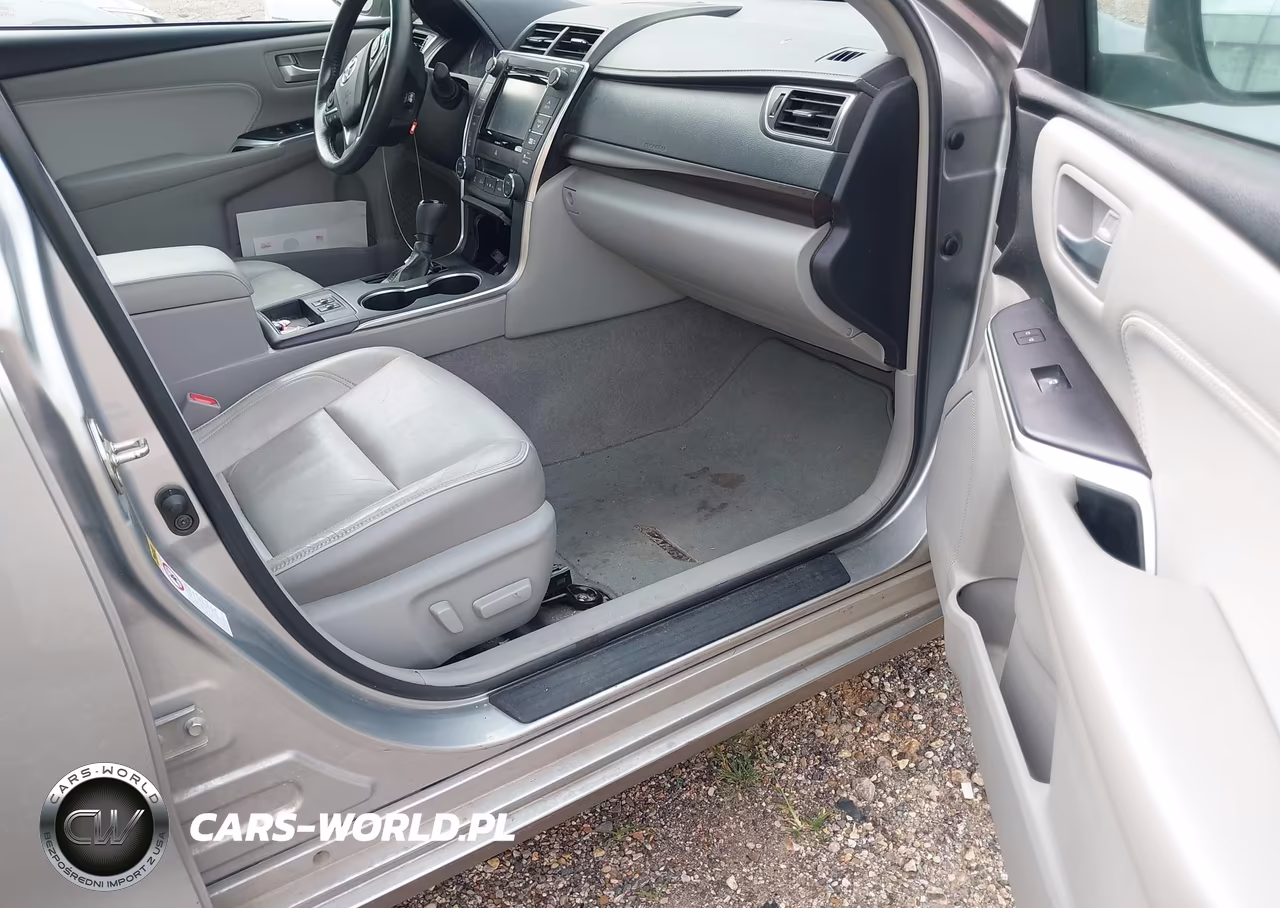 2017 Toyota Camry Xle VIN:4T1BF1FK7HU704153 - 5