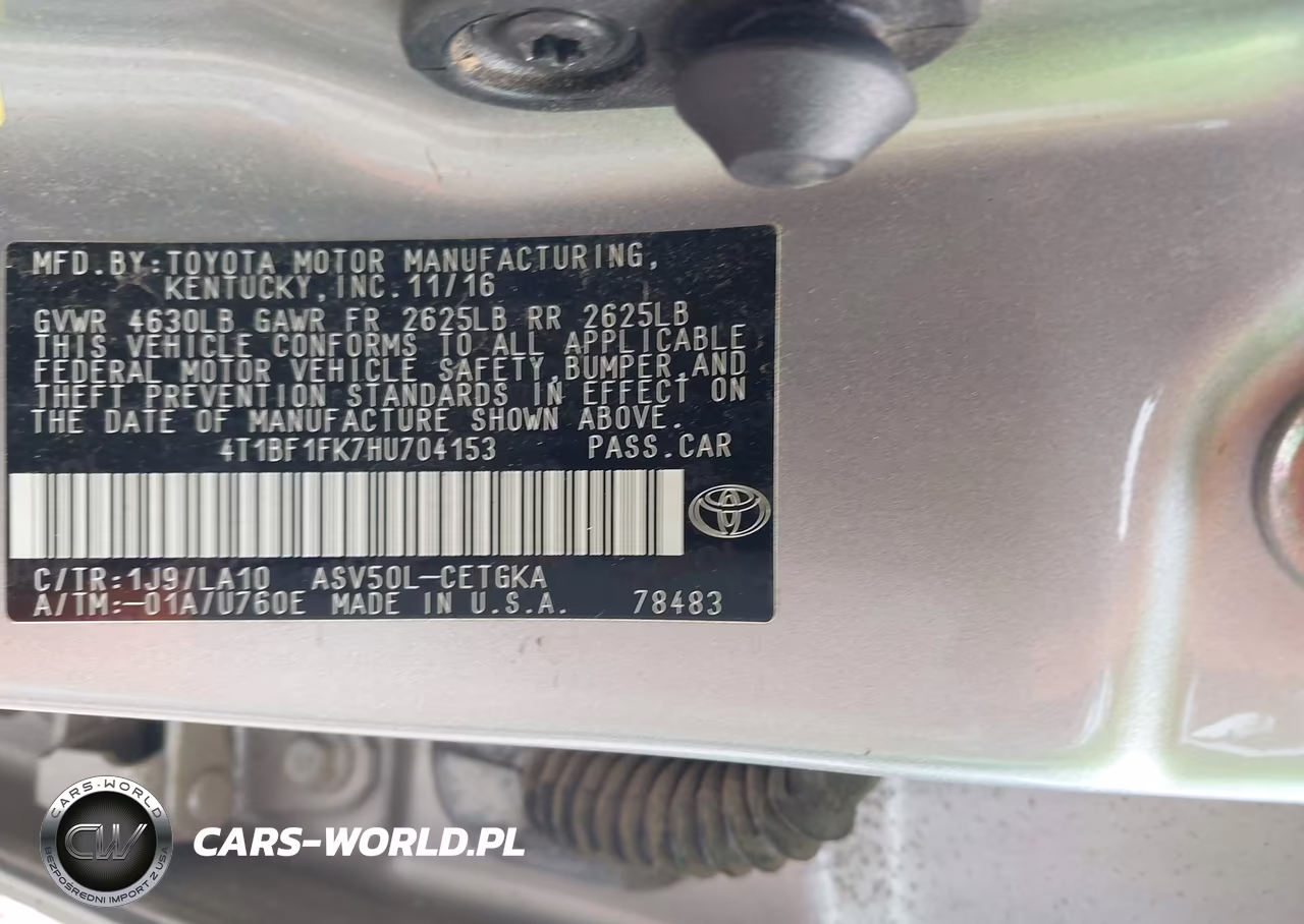 2017 Toyota Camry Xle VIN:4T1BF1FK7HU704153 - 9