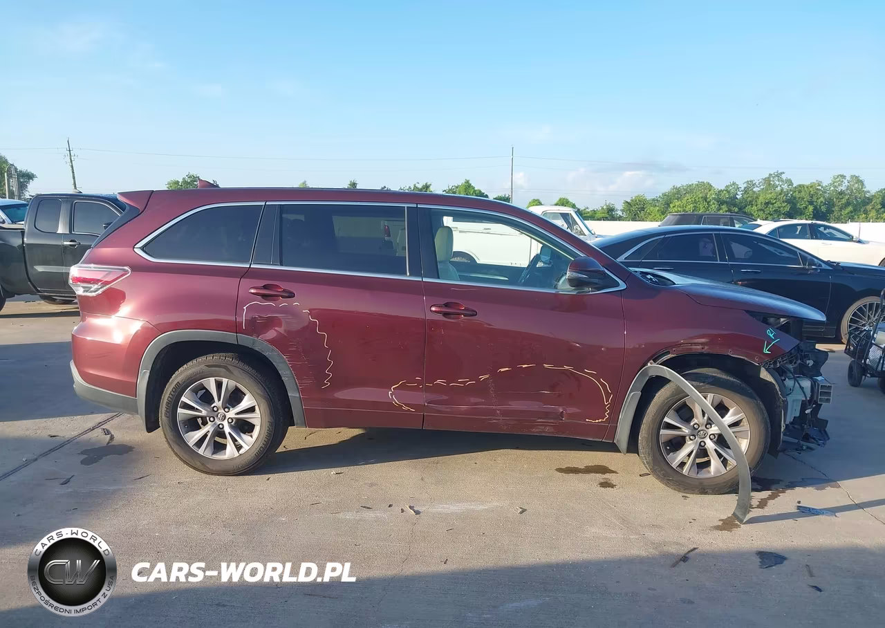 2016 Toyota Highlander Le Plus V6 VIN:5TDBKRFH5GS241449 - 13