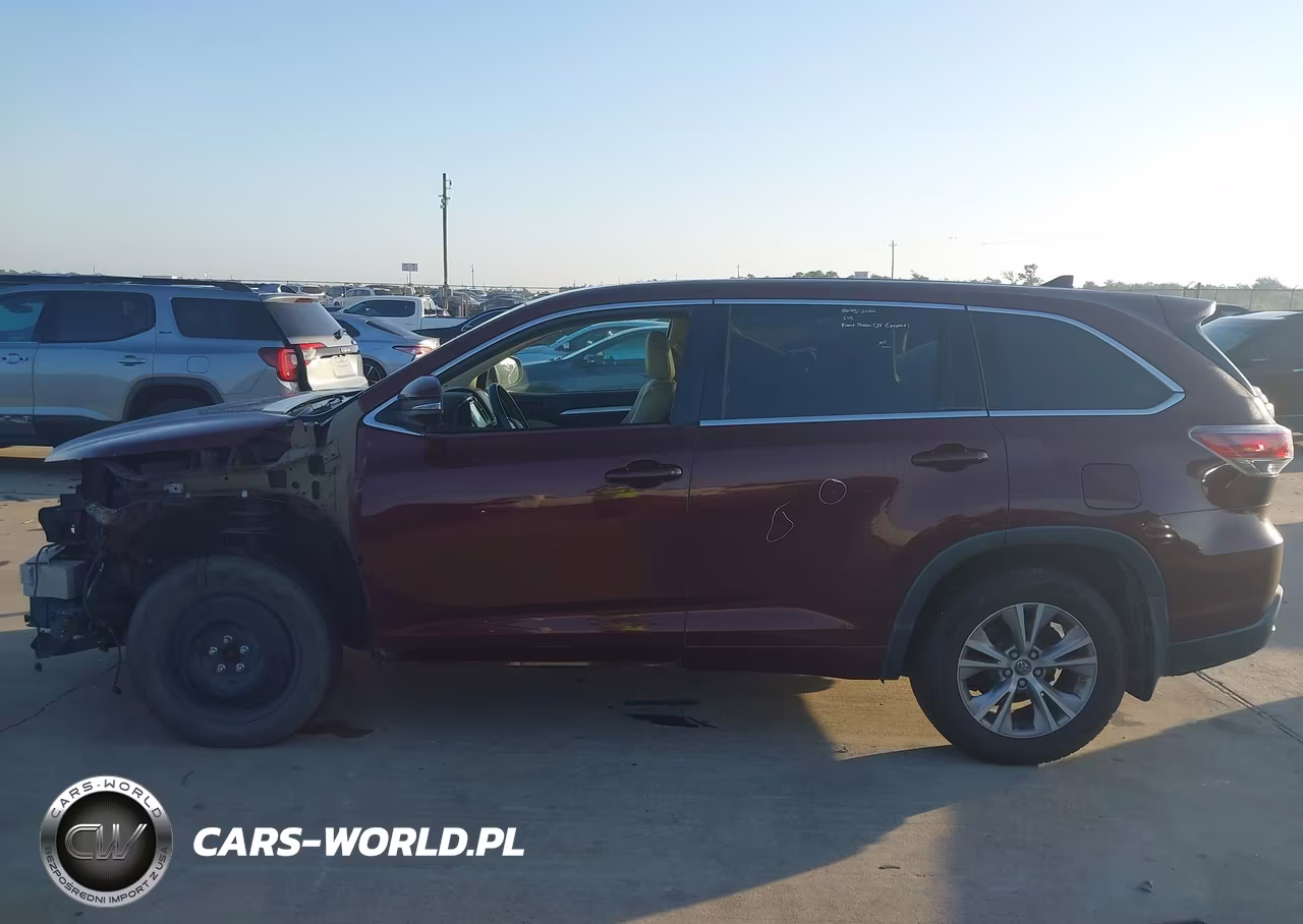 2016 Toyota Highlander Le Plus V6 VIN:5TDBKRFH5GS241449 - 14