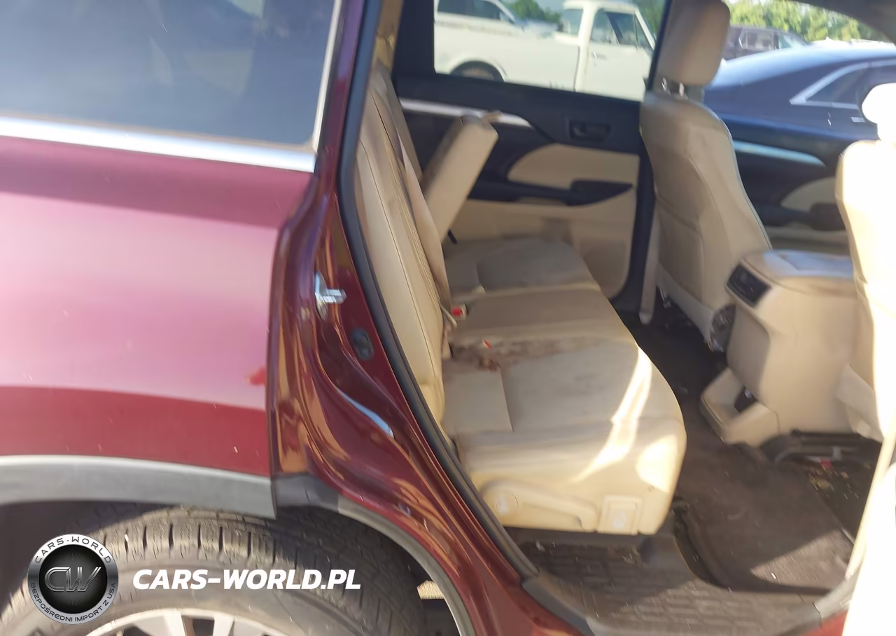 2016 Toyota Highlander Le Plus V6 VIN:5TDBKRFH5GS241449 - 8
