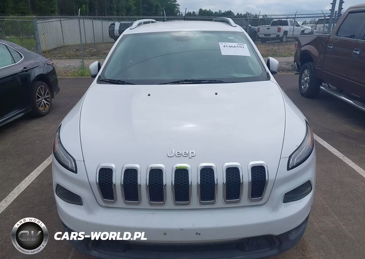 2018 Jeep Cherokee Latitude Plus Fwd VIN:1C4PJLLBOJD538413 - 6