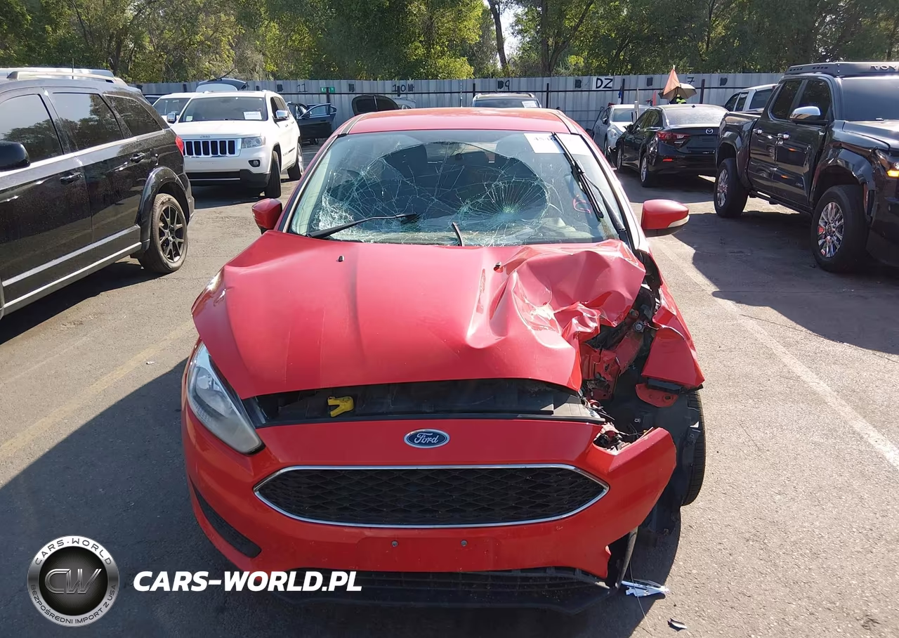 2016 Ford Focus Se VIN:1FADP3K24GL373554 - 12