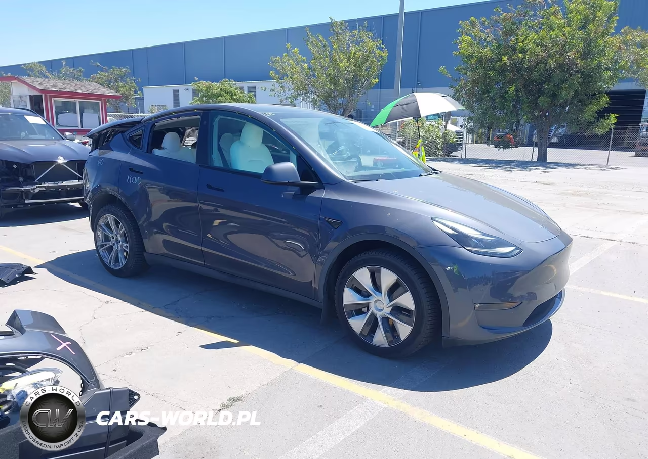 2023 Tesla Model Y Awd-Long Range Dual Motor All-Wheel Drive – zdjęcie 1 z 23