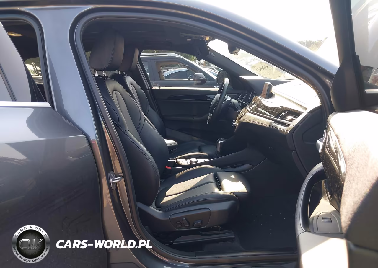 2019 BMW X2 xDrive28I VIN:WBXYJ5C53K5N13028 - 5