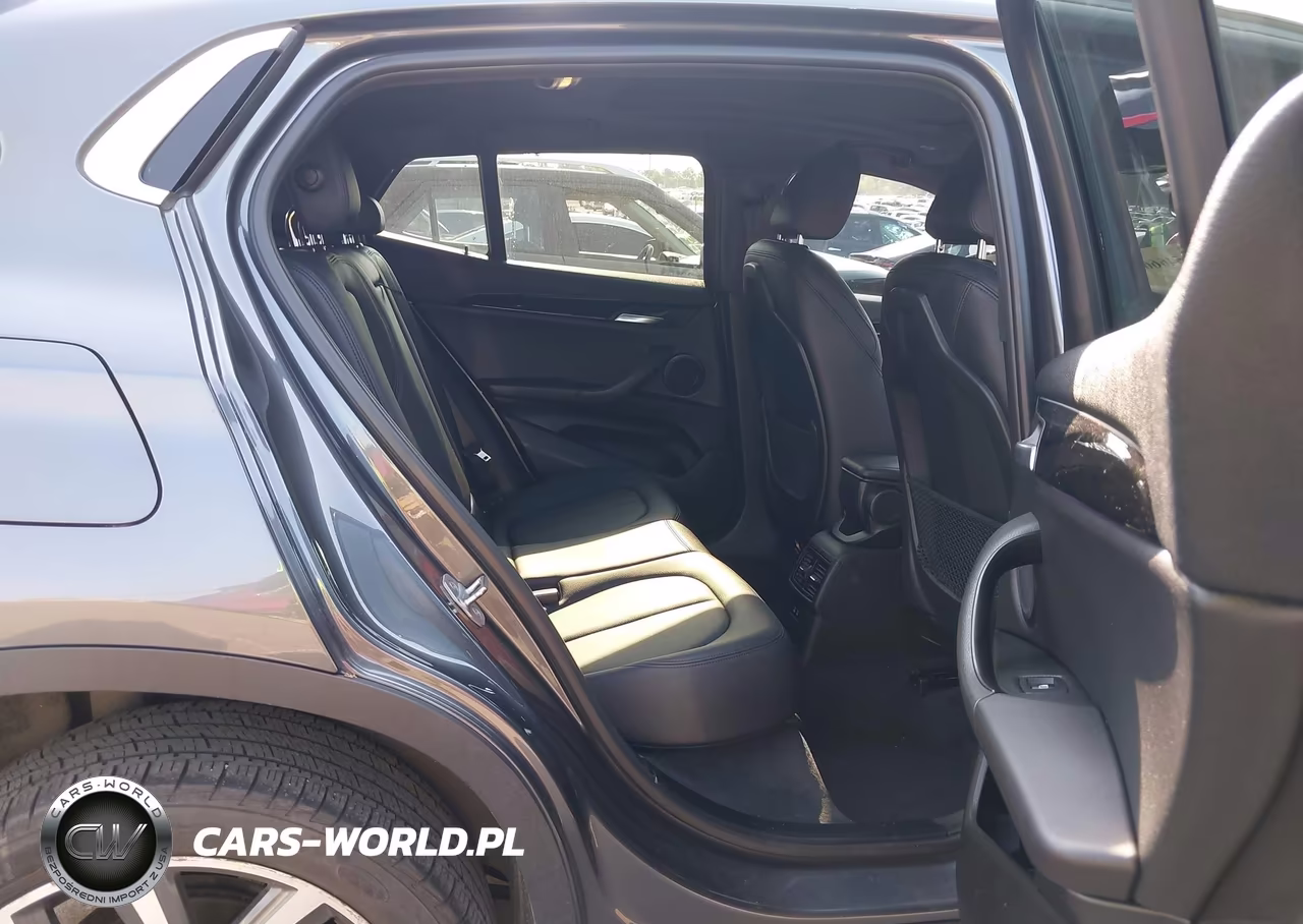 2019 BMW X2 xDrive28I VIN:WBXYJ5C53K5N13028 - 8