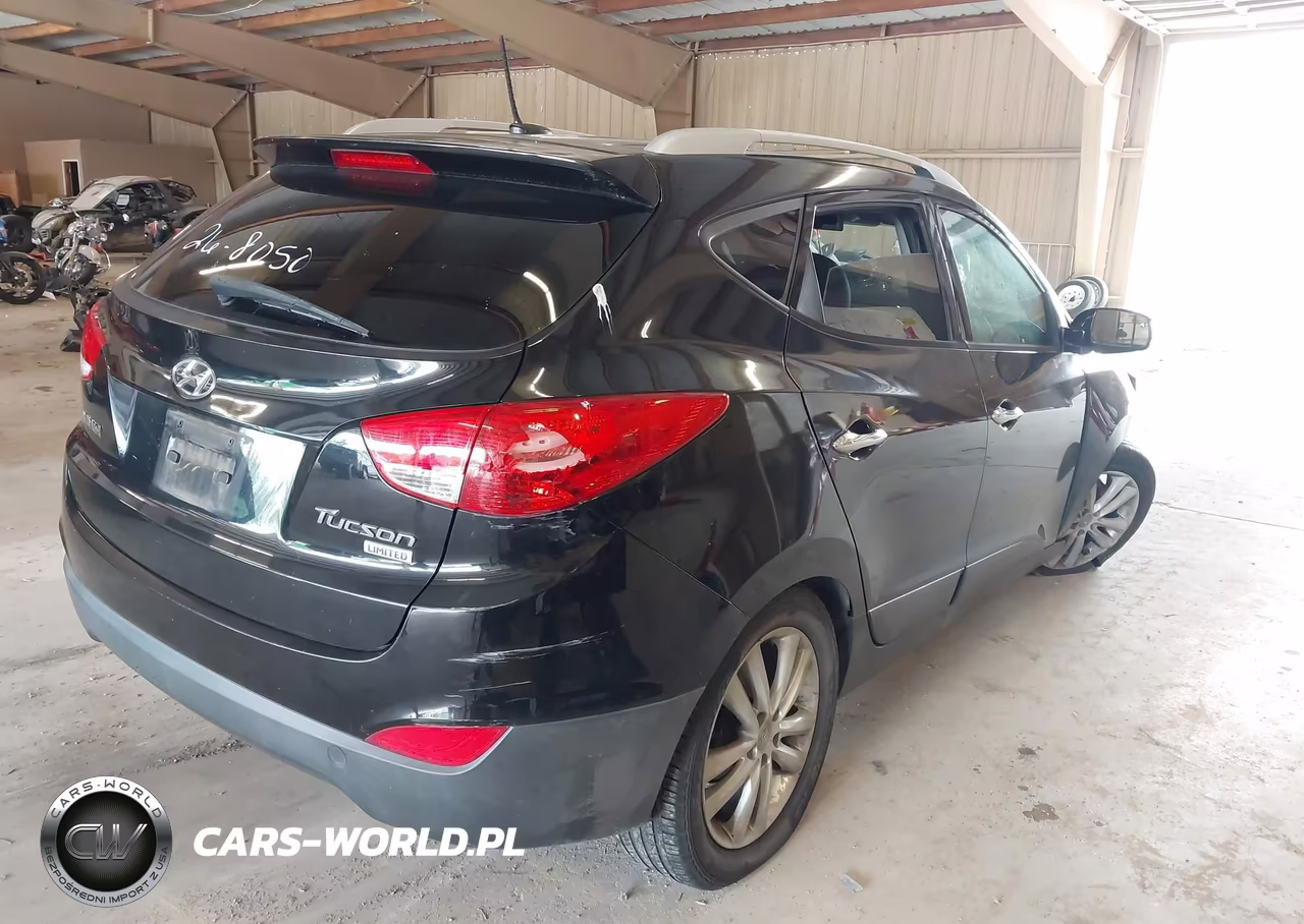 2011 Hyundai Tucson Limited VIN:KM8JU3AC8BU295004 - 4
