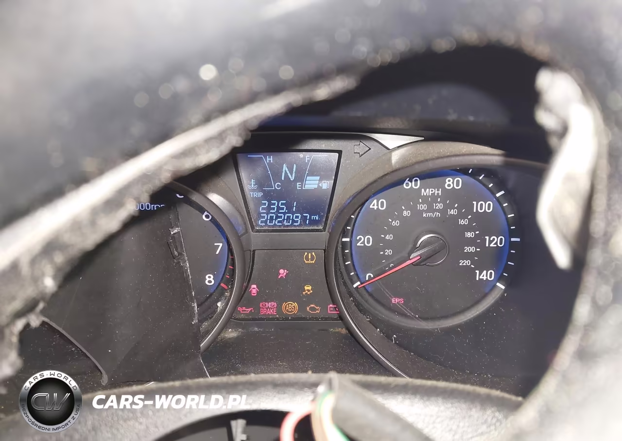2011 Hyundai Tucson Limited VIN:KM8JU3AC8BU295004 - 7