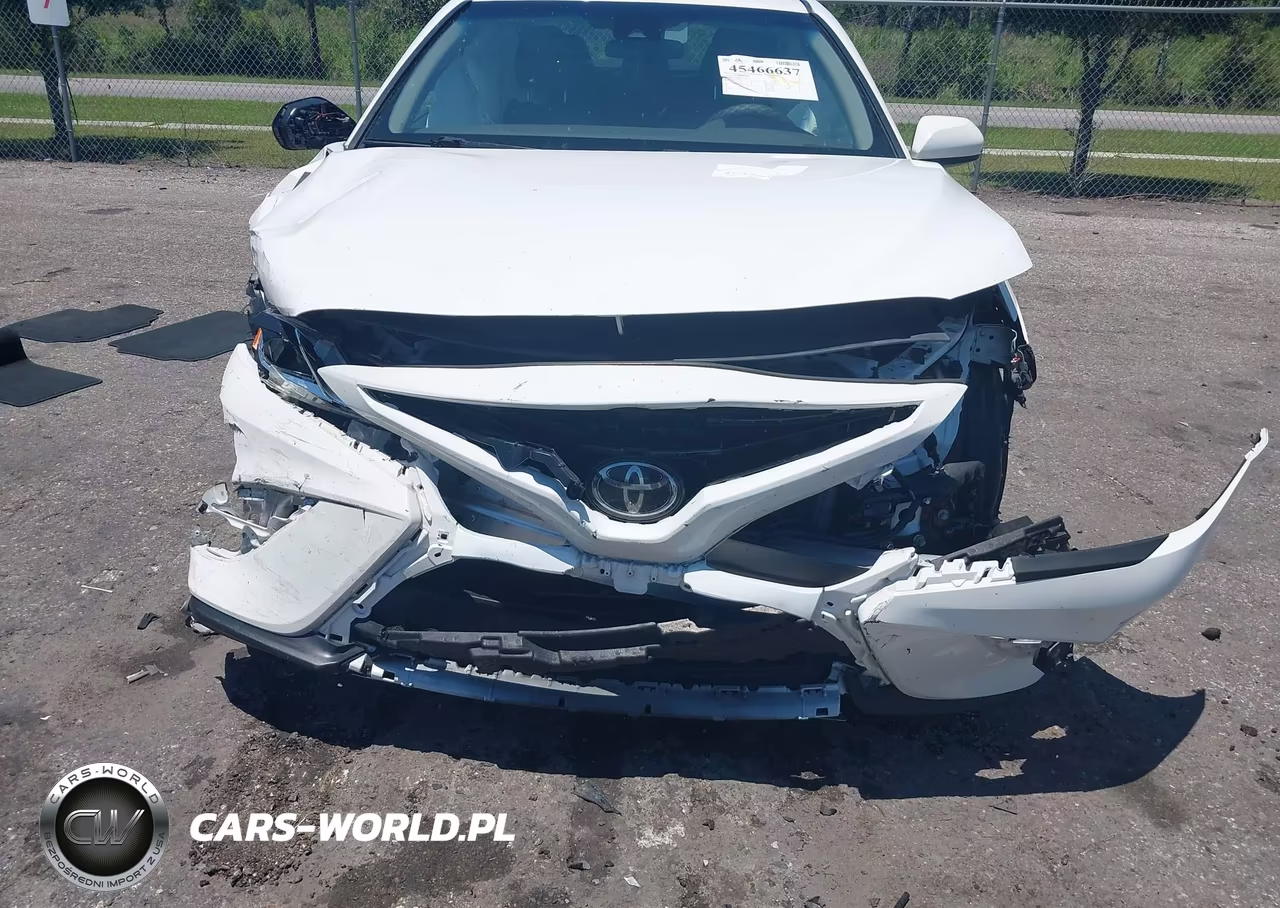 2018 Toyota Camry Se VIN:4T1B11HK8JU138814 - 12