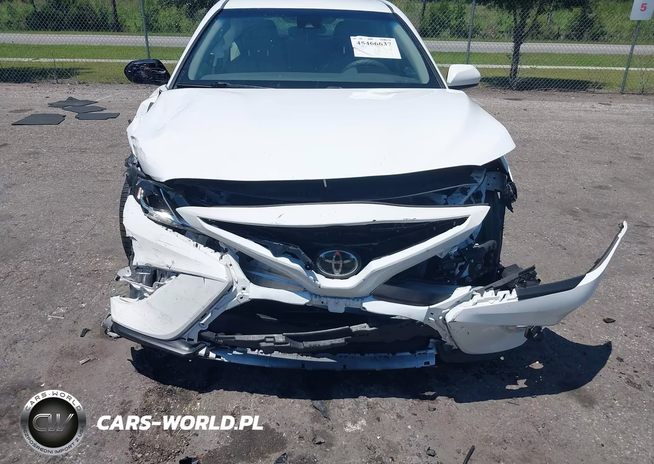 2018 Toyota Camry Se VIN:4T1B11HK8JU138814 - 6