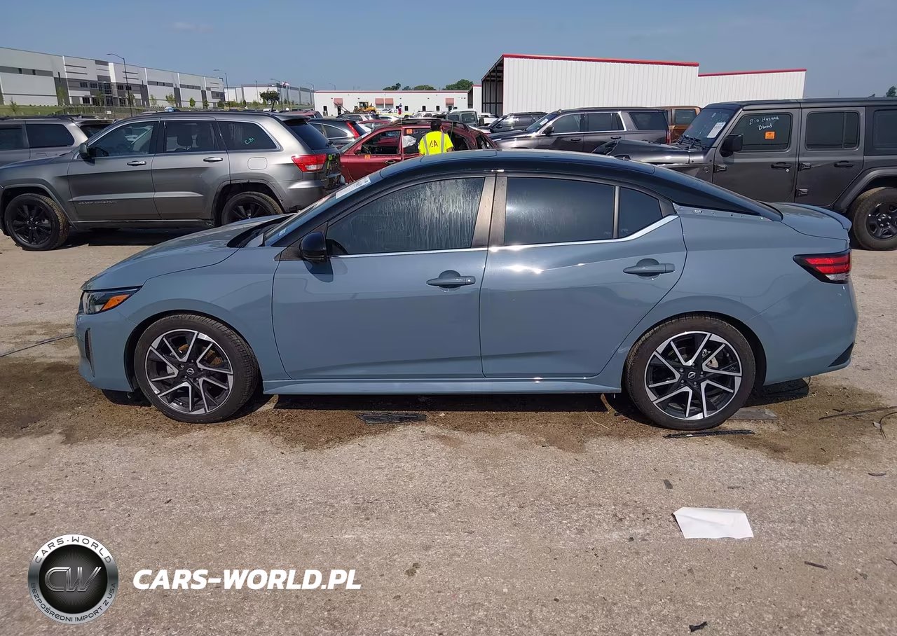 2025 Nissan Sentra Sr VIN:3N1AB8DV3SY227486 - 14