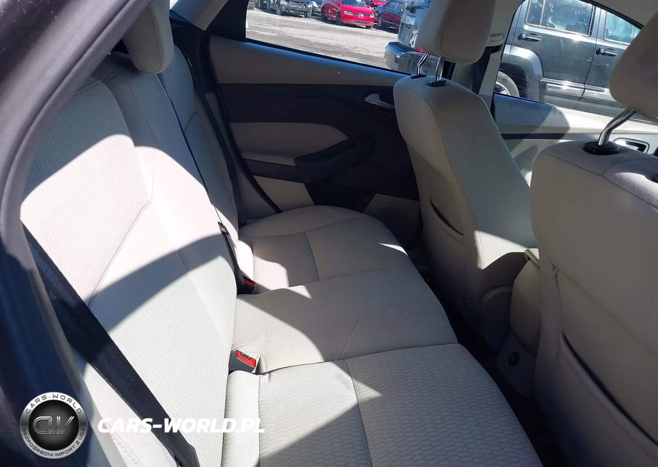 2012 Ford Focus Sel VIN:1FAHP3M21CL345932 - 8