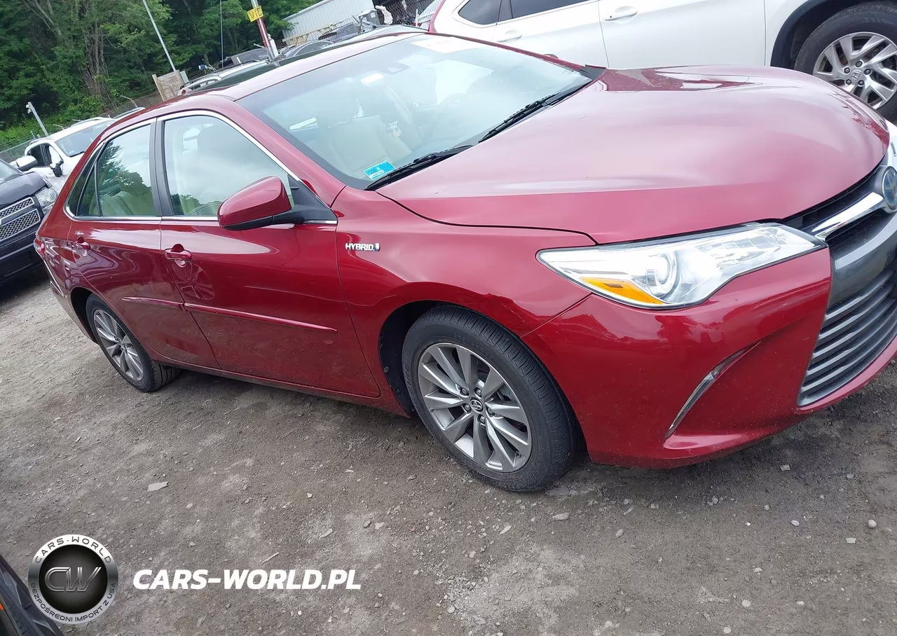 2015 Toyota Camry Hybrid Xle