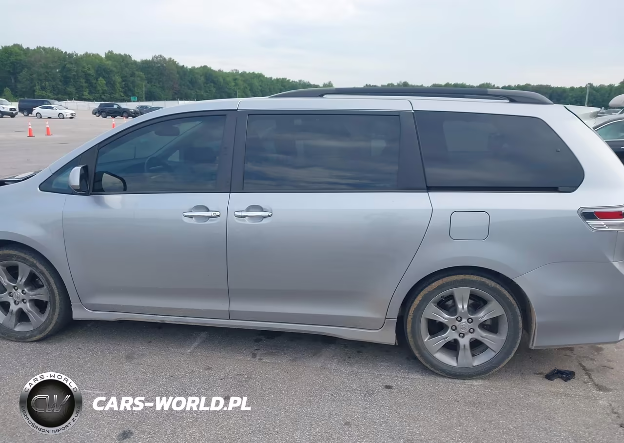 2013 Toyota Sienna Se 8 Passenger VIN:5TDXK3DC8DS328428 - 15
