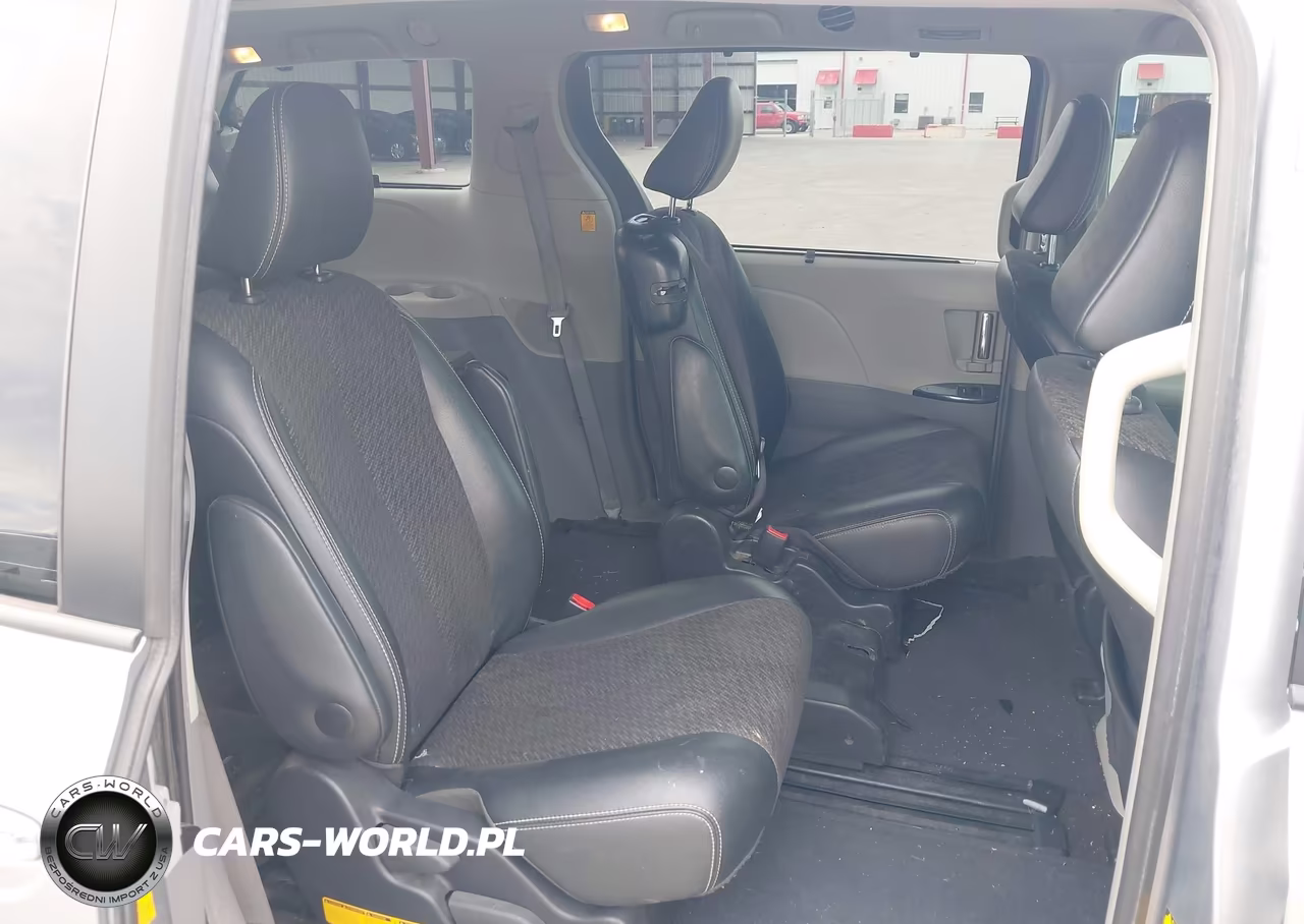 2013 Toyota Sienna Se 8 Passenger VIN:5TDXK3DC8DS328428 - 8