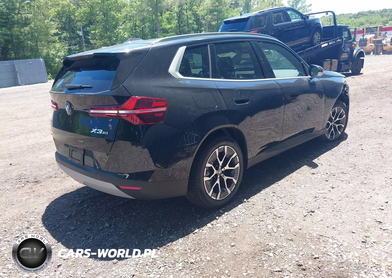 2026 BMW X3 30 xDrive VIN:5UX53GP09T9388730 - 4
