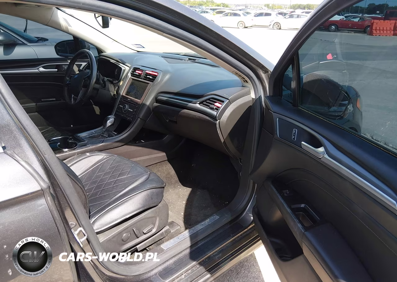 2016 Ford Fusion Titanium VIN:3FA6P0K90GR232406 - 5