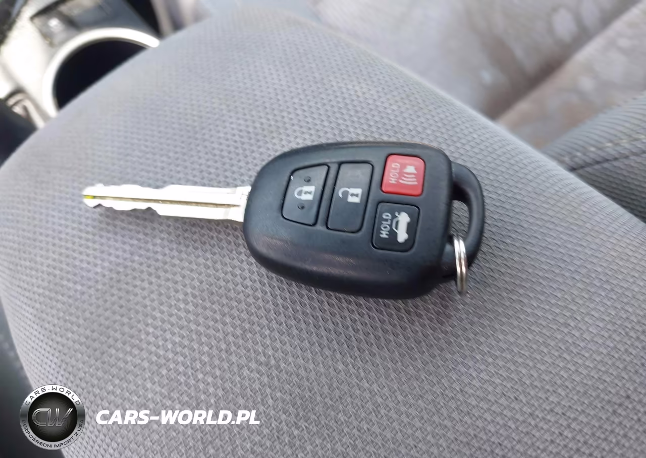 2014 Toyota Corolla Le VIN:2T1BURHE8EC212188 - 11