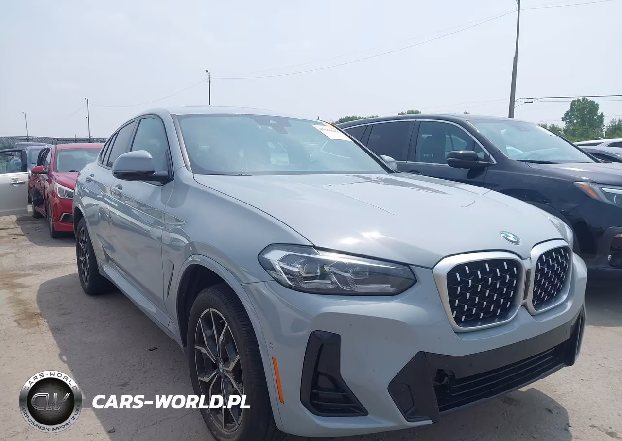 2023 BMW X4 xDrive30I