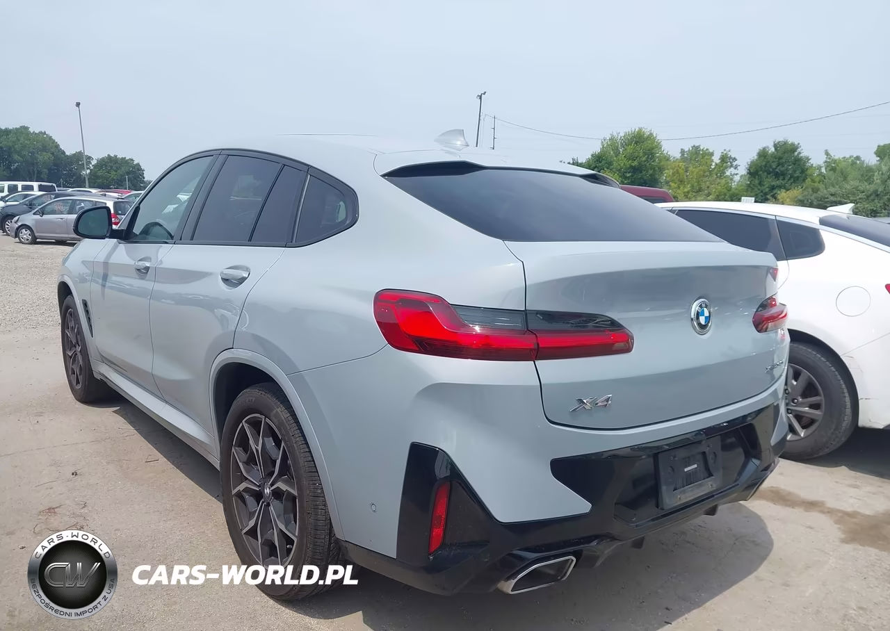 2023 BMW X4 xDrive30I VIN:5UX33DT09P9S11001 - 3