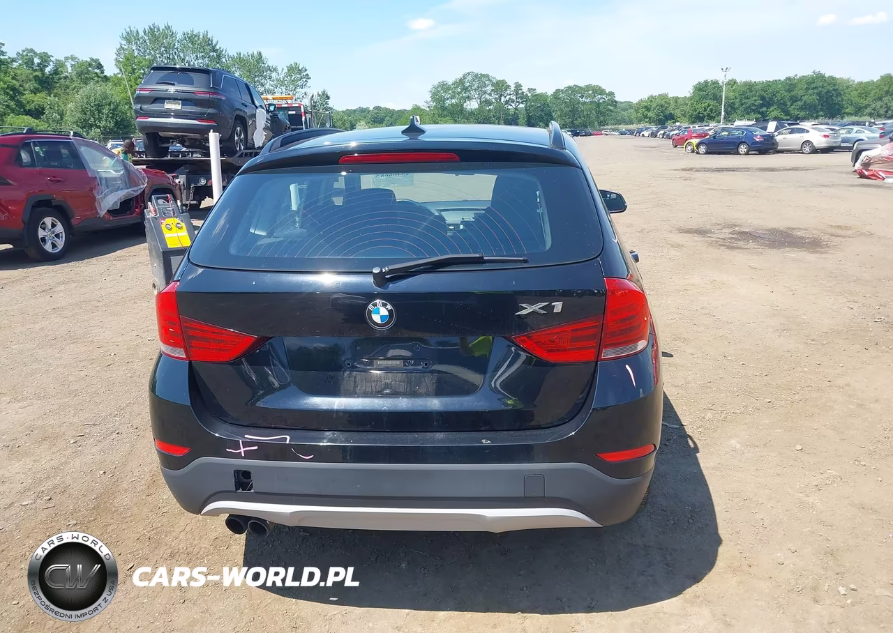 2014 BMW X1 xDrive28I VIN:WBAVL1C50EVY12075 - 16